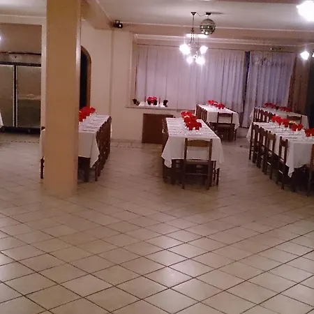 Отель Grazia Ristorante Л'Акуила